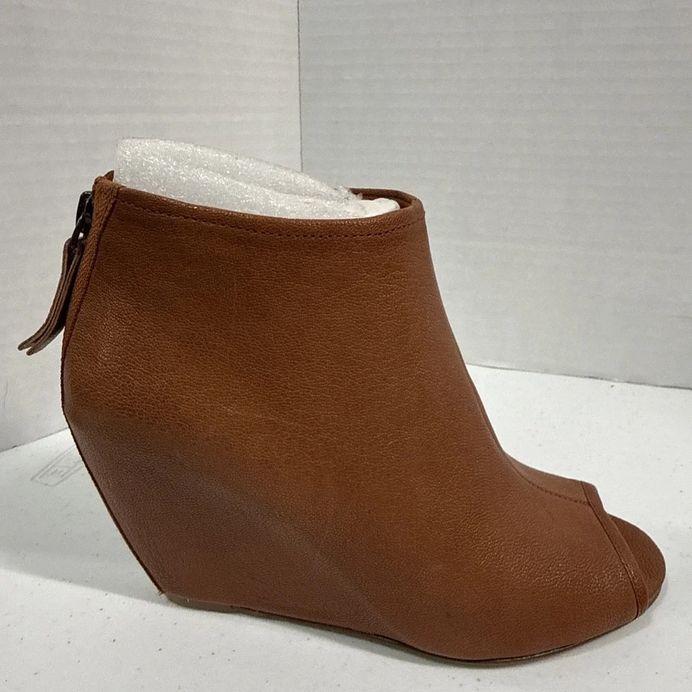 Nine West Leather Wedge Heel Booties Size 5M Brown Peep Toe Shoes Back Zip NEW
